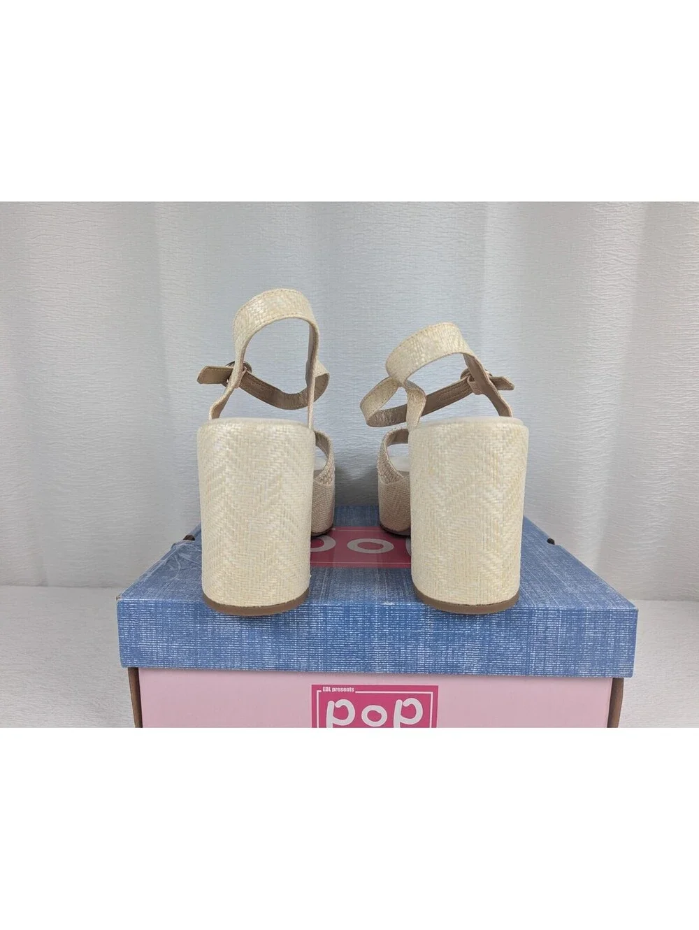 pop Applaud - Natural Woven Sandals - Size 9.5M - Chunky Platform Heel - New